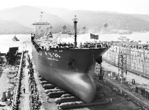 福安建造1.7万吨级新型集装箱船顺利下水